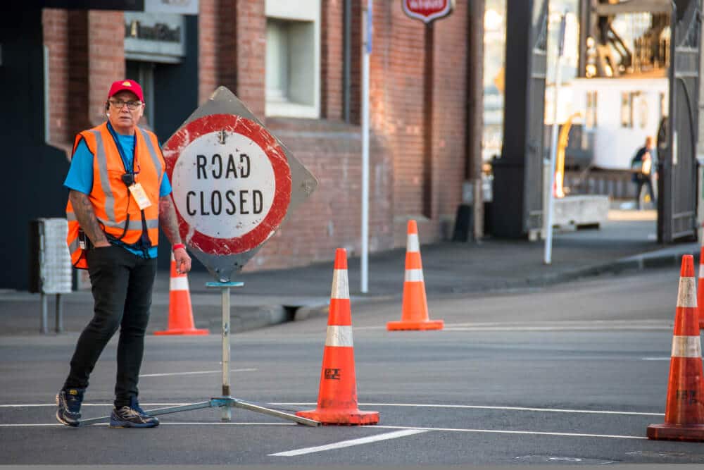 Chris Hipkins said Whether to open the cross borders restrictions in February based on Omicron controlled in regions Chris Hipkins said Whether to open the cross borders restrictions in February based on Omicron controlled in regions