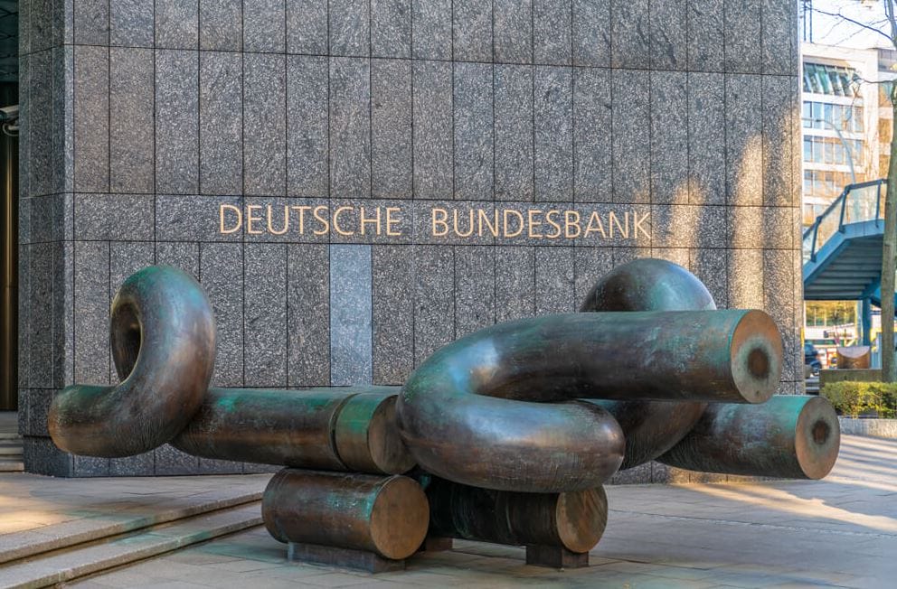 EUR Building of the Deutsche Bundesbank in Hamburg 1 EUR Building of the Deutsche Bundesbank in Hamburg 1