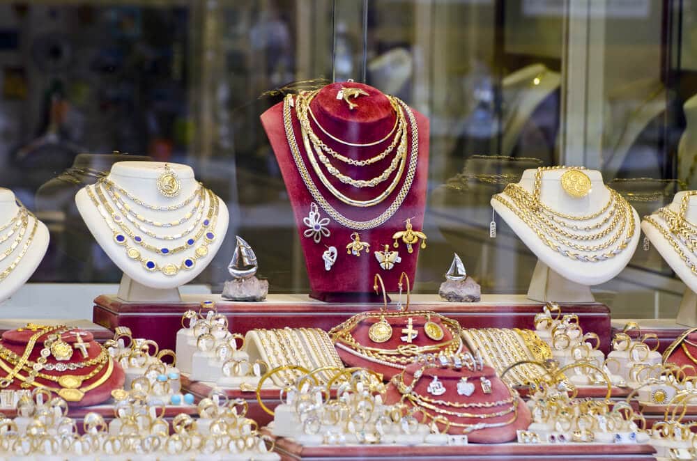 Gold prices are up nearly 3.0 from lows today and hit 1972 from 1909 Today low. Gold prices are up nearly 3.0 from lows today and hit 1972 from 1909 Today low.